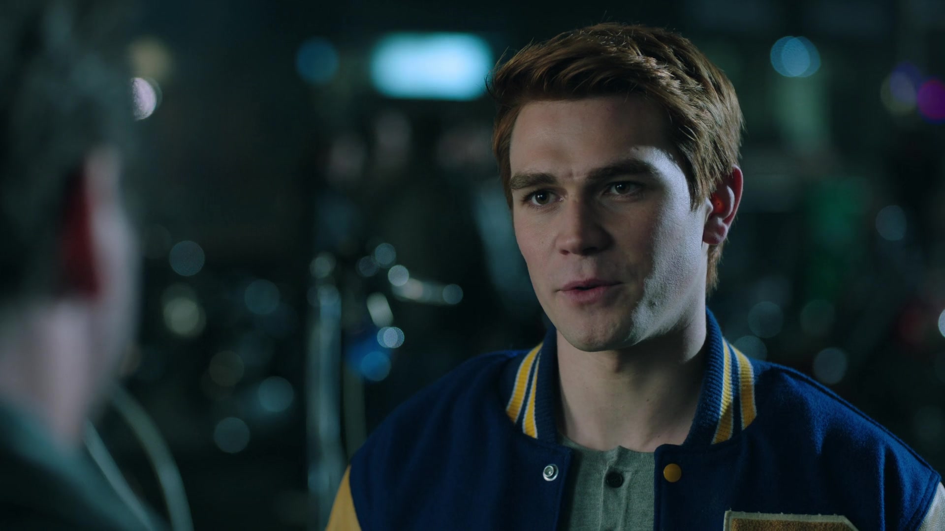 108 Chapter Eight: The Outsiders   R108 00599   Riverdale Screencaps