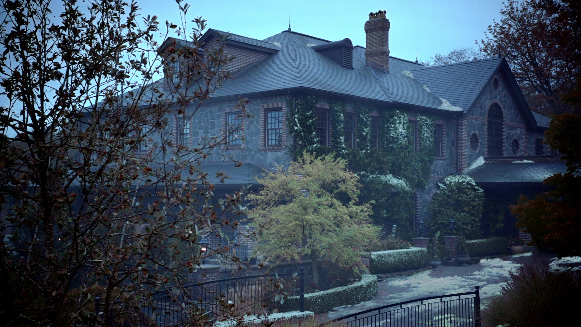 R113-00582.jpg